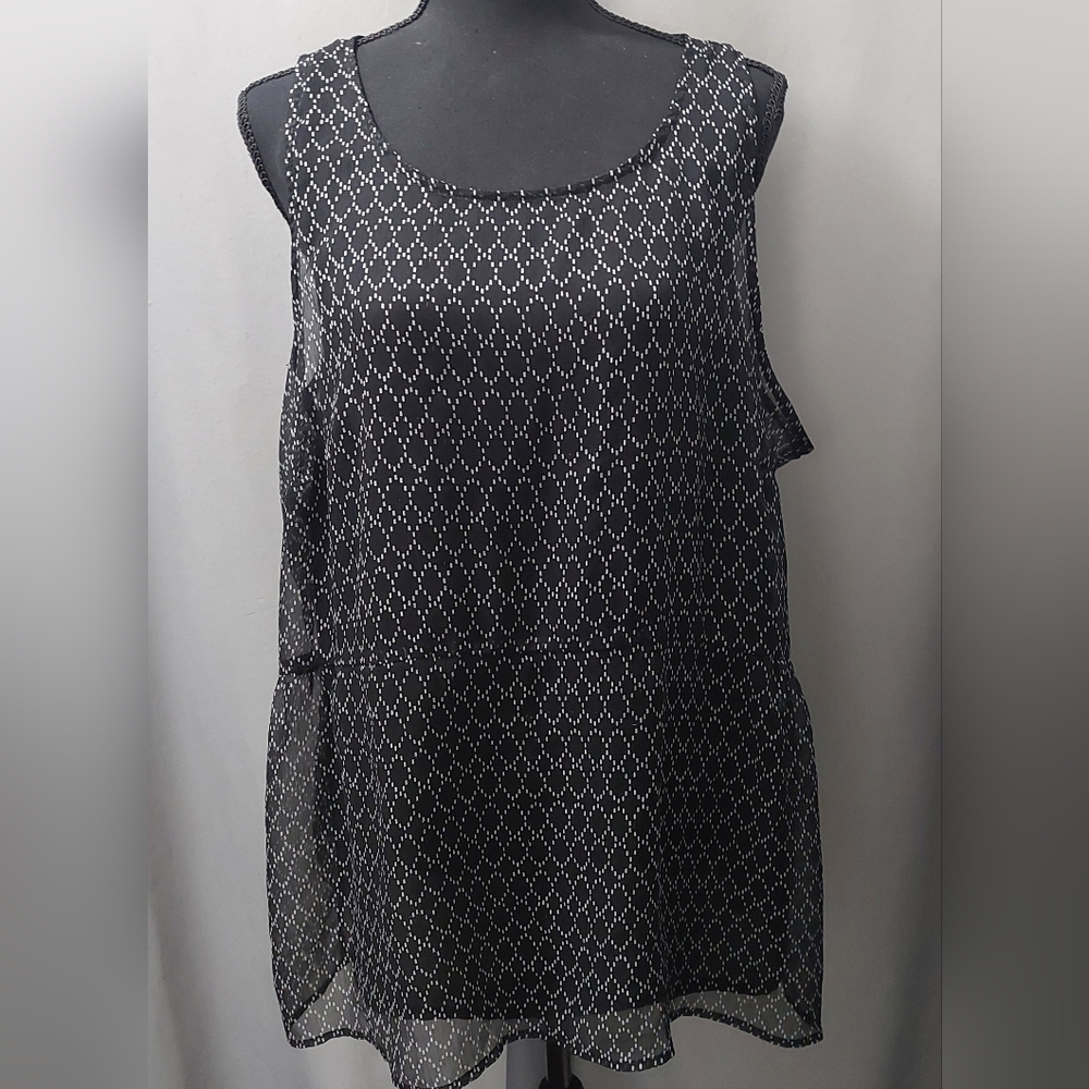 Old Navy XXL sheer w/ black silky cami under